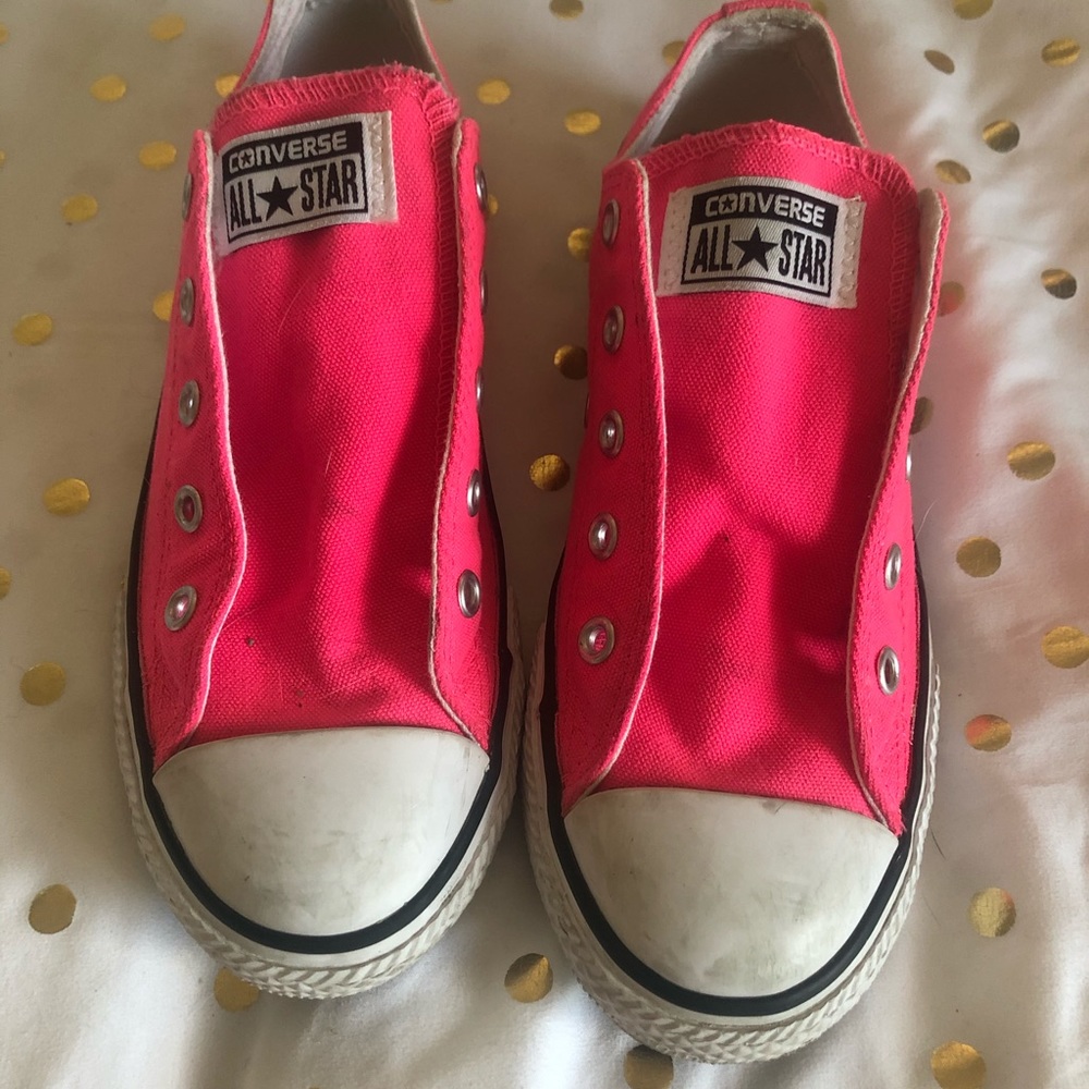 Neon converse